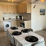 2p Avec Balcon, Proche Et Centre | Parking | Wifi | 4 Pers | - Fr-1-487-365
